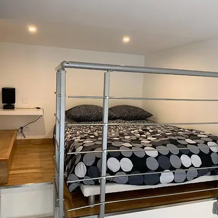 Apartament Studio Quartier Saint Jean. Centre